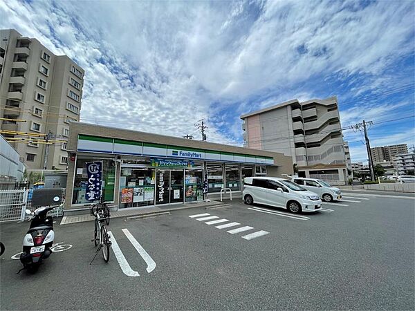 ファミリーマート 千種汁谷店（225m）