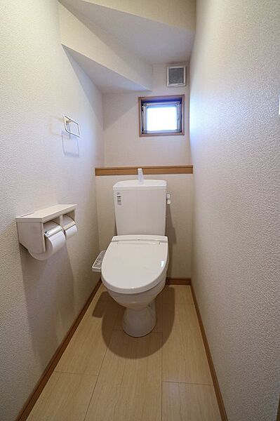 1階トレイ