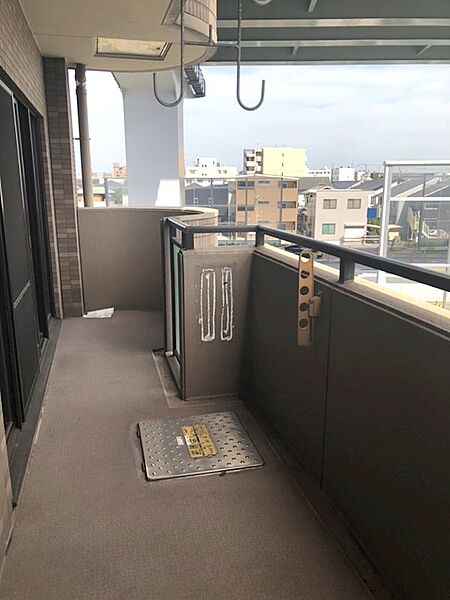 アール型のバルコニーです。