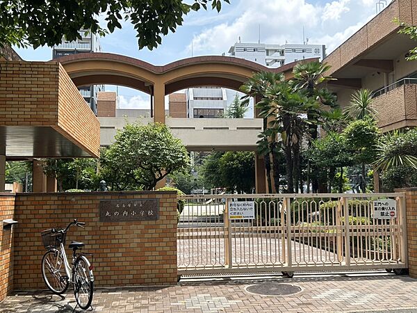 名古屋市立丸の内小学校（420m）