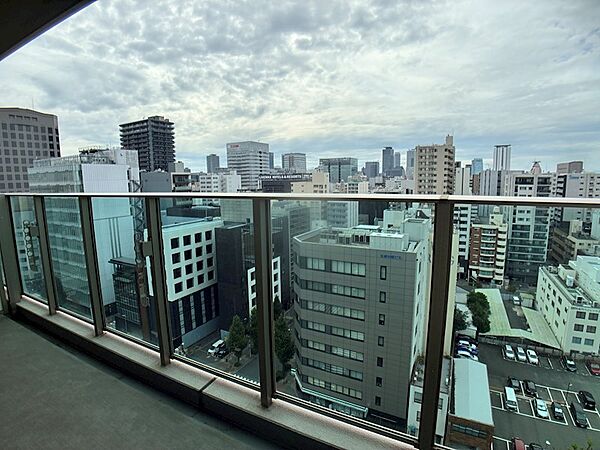 【 バルコニー 】