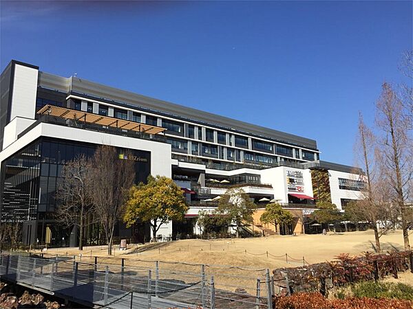 イオンモールNagoya Noritake Garden（イオンモールナゴヤノリタケガーデン）（1870m）