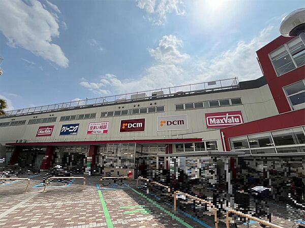 DCM 川原店（993m）