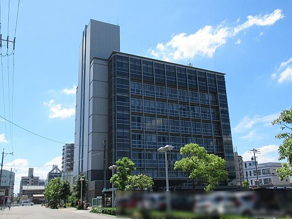 岩倉市役所（1381m）