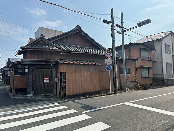外観：323000472156
