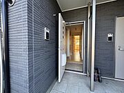 三木駅より徒歩10分 1階 築11年8ヶ月の賃貸物件