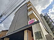 金沢駅よりバス18分 徒歩50分 築34年7ヶ月 6階建の賃貸物件