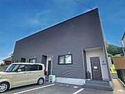 四十万駅よりバス10分 徒歩9分 築4年7ヶ月 2階建の賃貸物件