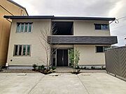 西泉駅より徒歩9分 築6年 2階建の賃貸物件