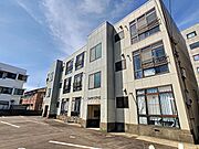 金沢駅よりバス12分 徒歩5分 築40年11ヶ月 3階建の賃貸物件