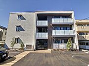 野町駅より徒歩10分 築3年3ヶ月 3階建の賃貸物件
