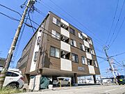 金沢駅よりバス11分 徒歩48分 築29年8ヶ月 4階建の賃貸物件