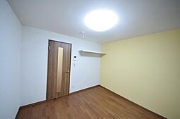 AZEST-RENT西調布 103 1階1Kのリビング/ダイニング