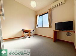 レオパレスアイリス 104 1階1Kのリビング/ダイニング