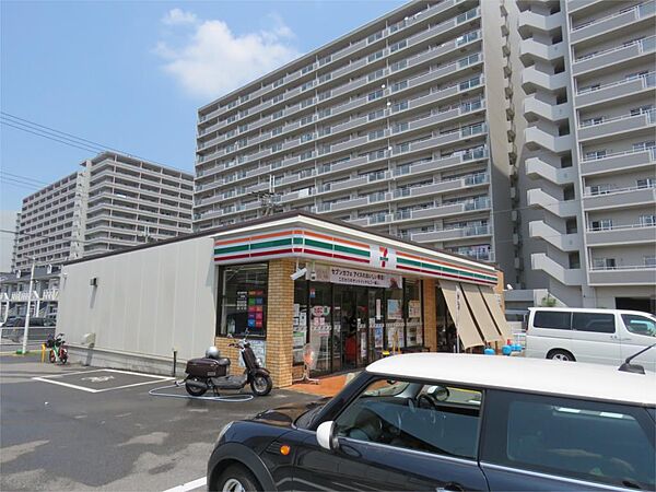 画像18:セブンイレブン栗東駅前店（2033m）