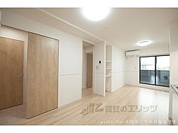 GREENAWAYII 203 2階2LDKのリビング/ダイニング