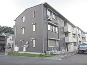 石山駅より徒歩23分 3階 築8年3ヶ月の賃貸物件