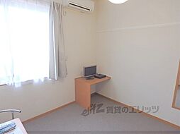 レオパレスブルーレイク唐崎 203 2階1Kのリビング/ダイニング