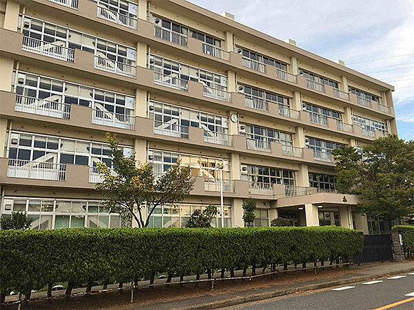 現地から670m、現地から徒歩9分、市立小中台南小学校　千葉県千葉市稲毛区小仲台8丁目15-1