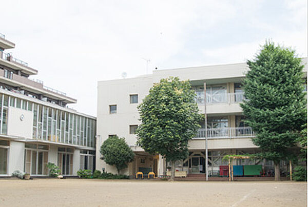 現地から830m、現地から徒歩11分　冨士見幼稚園　千葉県船橋市高根台1丁目1-1