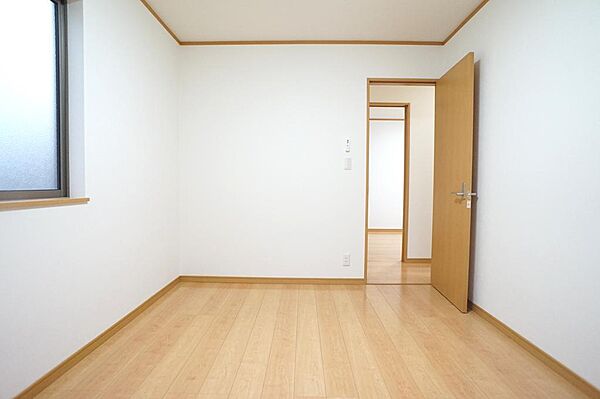 落ち着いた雰囲気で多目的にご利用いただけます