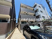 萱島駅より徒歩3分 築4年10ヶ月 3階建の賃貸物件