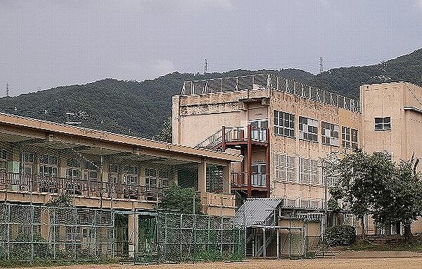 石切中学校