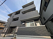 3階 築1年5ヶ月の賃貸物件