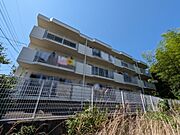 ファミーユ安座 1階 築37年2ヶ月の賃貸物件