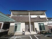  2階 築8年2ヶ月の賃貸物件