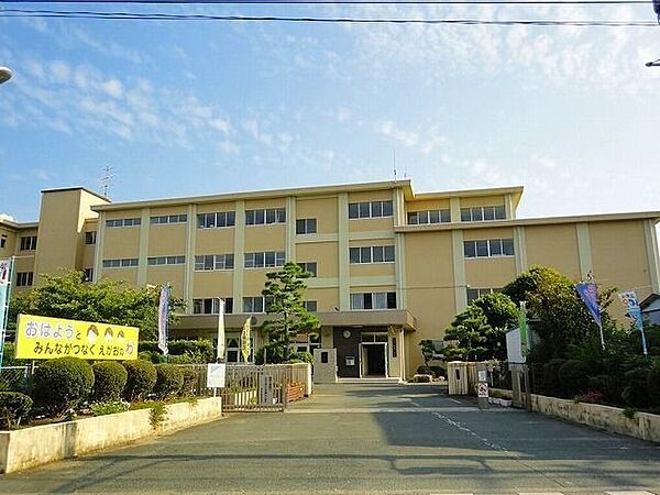 画像26:浜松市立飯田小学校 1151m