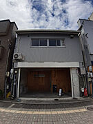 第一通り駅より徒歩6分 2階 築60年6ヶ月の賃貸物件