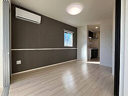 JR東海道・山陽本線 守山駅 バス21分 河西ニュータウン前下車 徒歩3分の賃貸アパート 2階1LDKのリビング/ダイニング