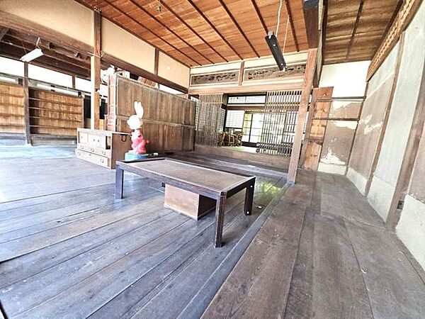 室内