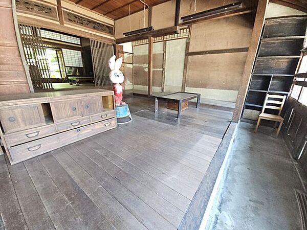 室内