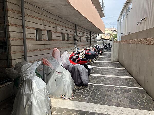 バイク置場