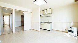 ヒルトップ西岡 205 2階2LDKの室内