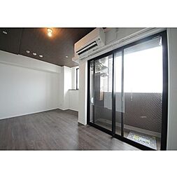 都営大江戸線 牛込柳町駅 徒歩3分の賃貸マンション 12階1Kのリビング/ダイニング