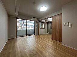 東京メトロ日比谷線 築地駅 徒歩4分の賃貸マンション 2階2LDKのリビング/ダイニング