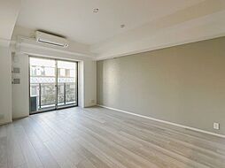 都営大江戸線 本郷三丁目駅 徒歩6分の賃貸マンション 2階2LDKのリビング/ダイニング