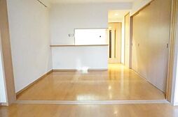 都営大江戸線 若松河田駅 徒歩3分の賃貸マンション 4階2LDKのリビング/ダイニング