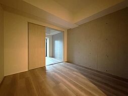 都営大江戸線 牛込柳町駅 徒歩5分の賃貸マンション 12階1DKのリビング/ダイニング