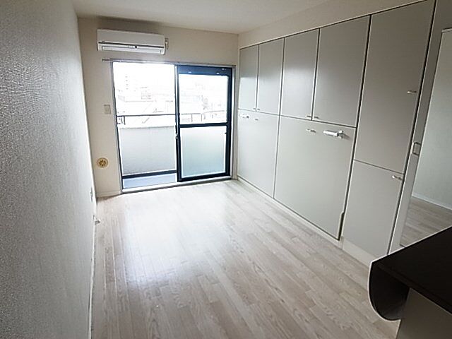 寝室