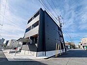 八潮駅より徒歩10分 3階 築1年11ヶ月の賃貸物件