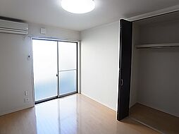 イーストハイツ 1階1Kのリビング/ダイニング