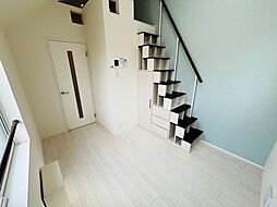 パインリーフ 201 2階ワンルームのリビング/ダイニング