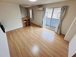 ディアコート本木 2階2LDKのリビング/ダイニング