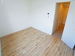 RMO（アールエムオー） 3階1Kのリビング/ダイニング