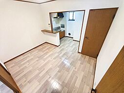 メゾン遠山2 205 2階2DKのリビング/ダイニング