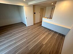 コンフォリア・リヴ千住 11階1LDKのリビング/ダイニング